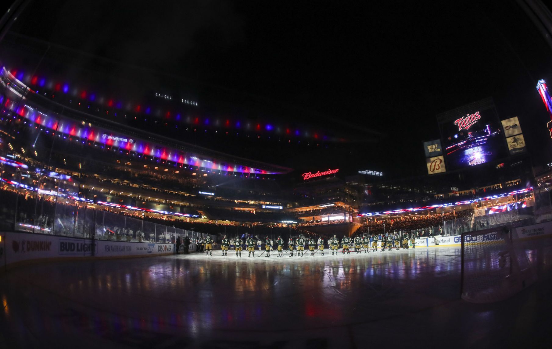 Blues and Wild face-off in Winter Classic